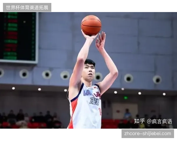 徐昕凭借在联赛中的优异替补表现，已获得圣安东尼奥马刺队试训邀请